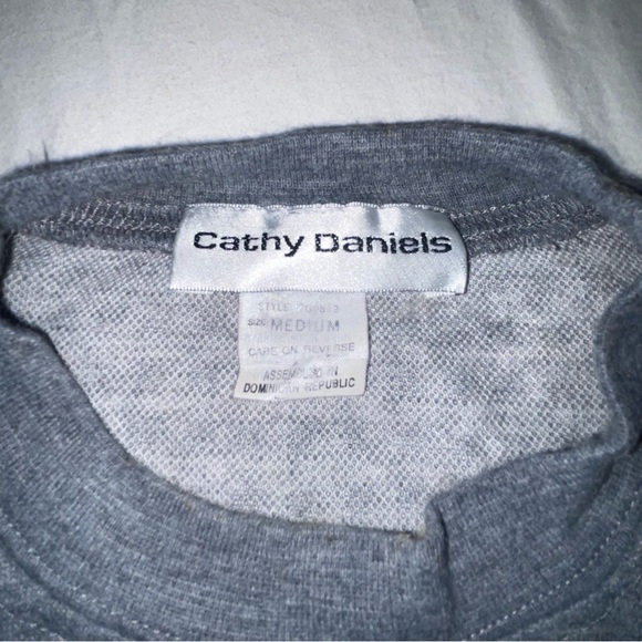 Cathy Daniels Women’s Medium Pullover Sweater Blouse PRELOVED - Picture 6 of 8
